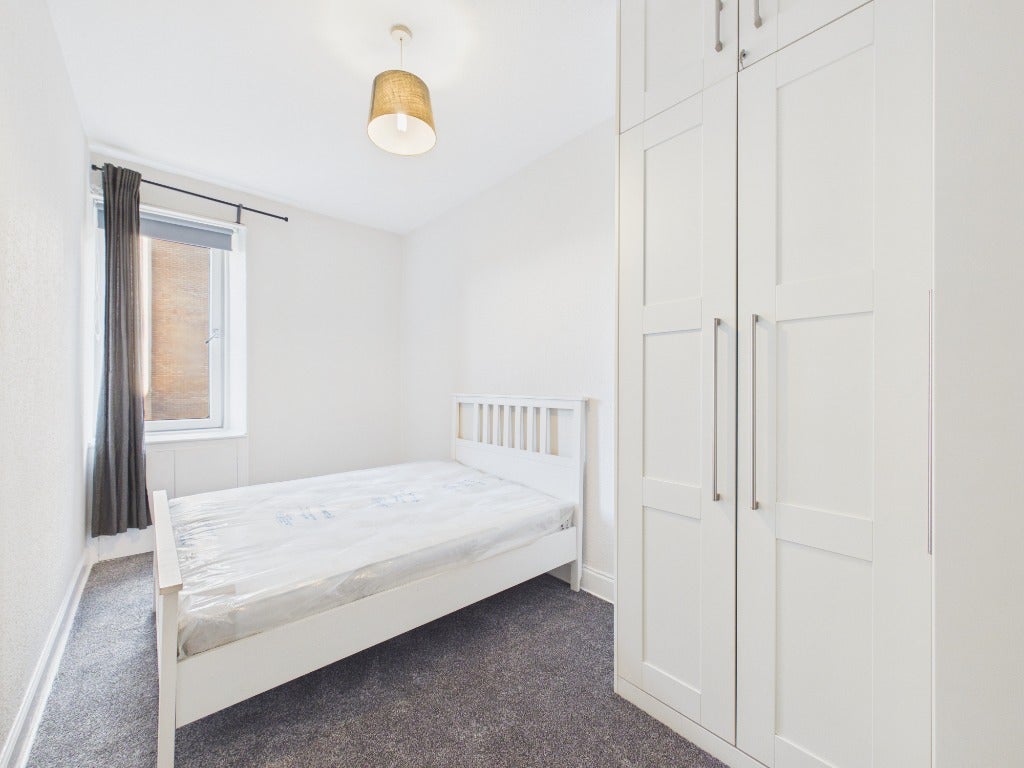 Flat Bothwell Street in City of Edinburgh