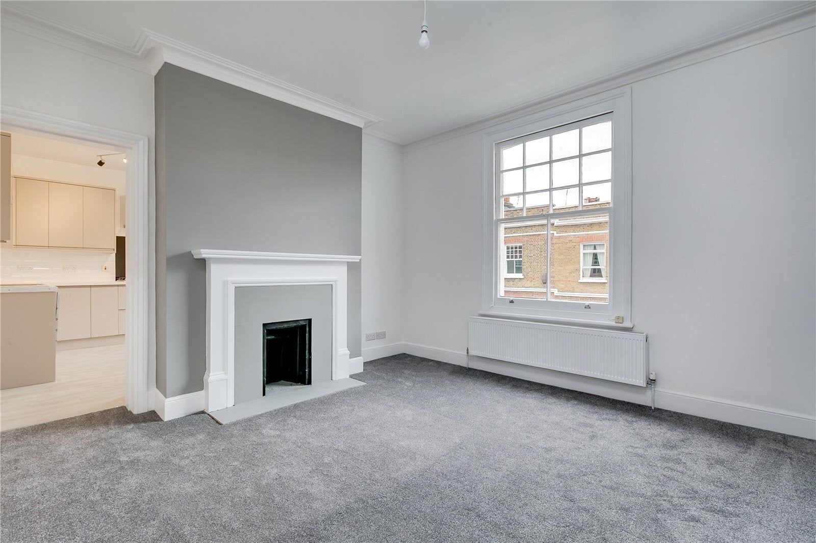 Flat Orbain Road in Greater London