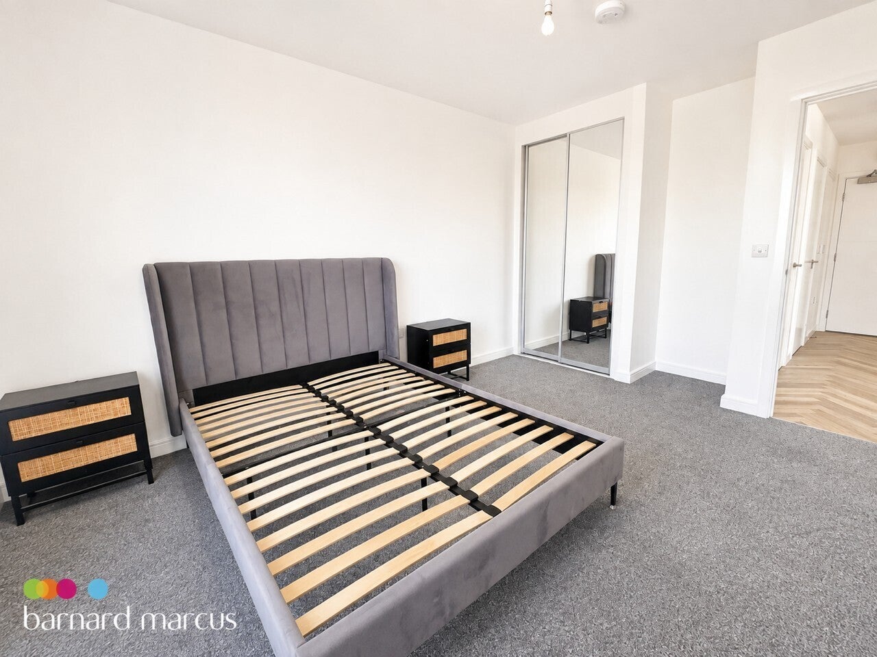 Flat Addiscombe Road in Greater London