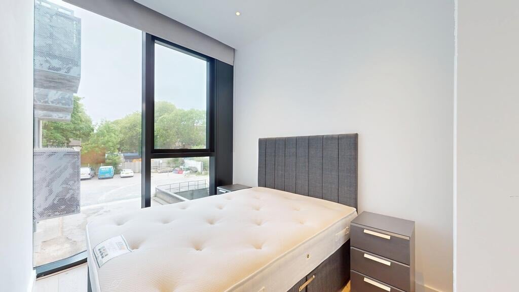 Flat Highgate Hill in Greater London