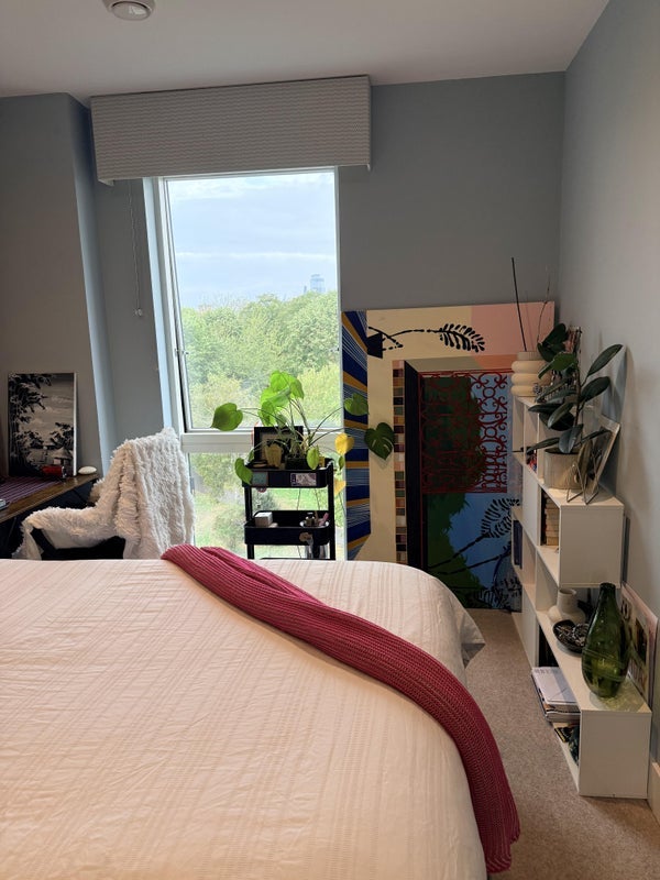 Room Aston Street in Greater London