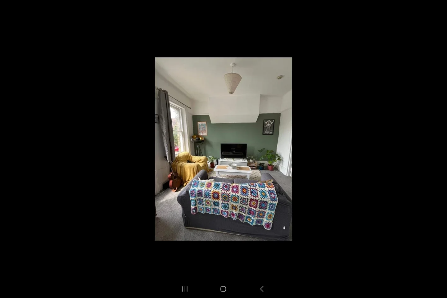 Room Tottenham Lane in Greater London