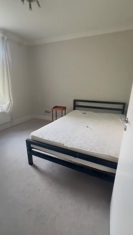 Room Kennington Oval in Greater London