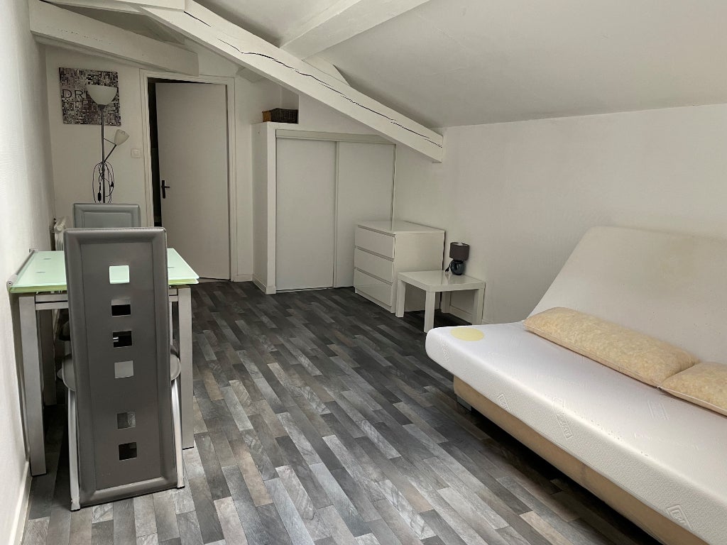 Flat Rue d'Alma in Villefranche-sur-Saône