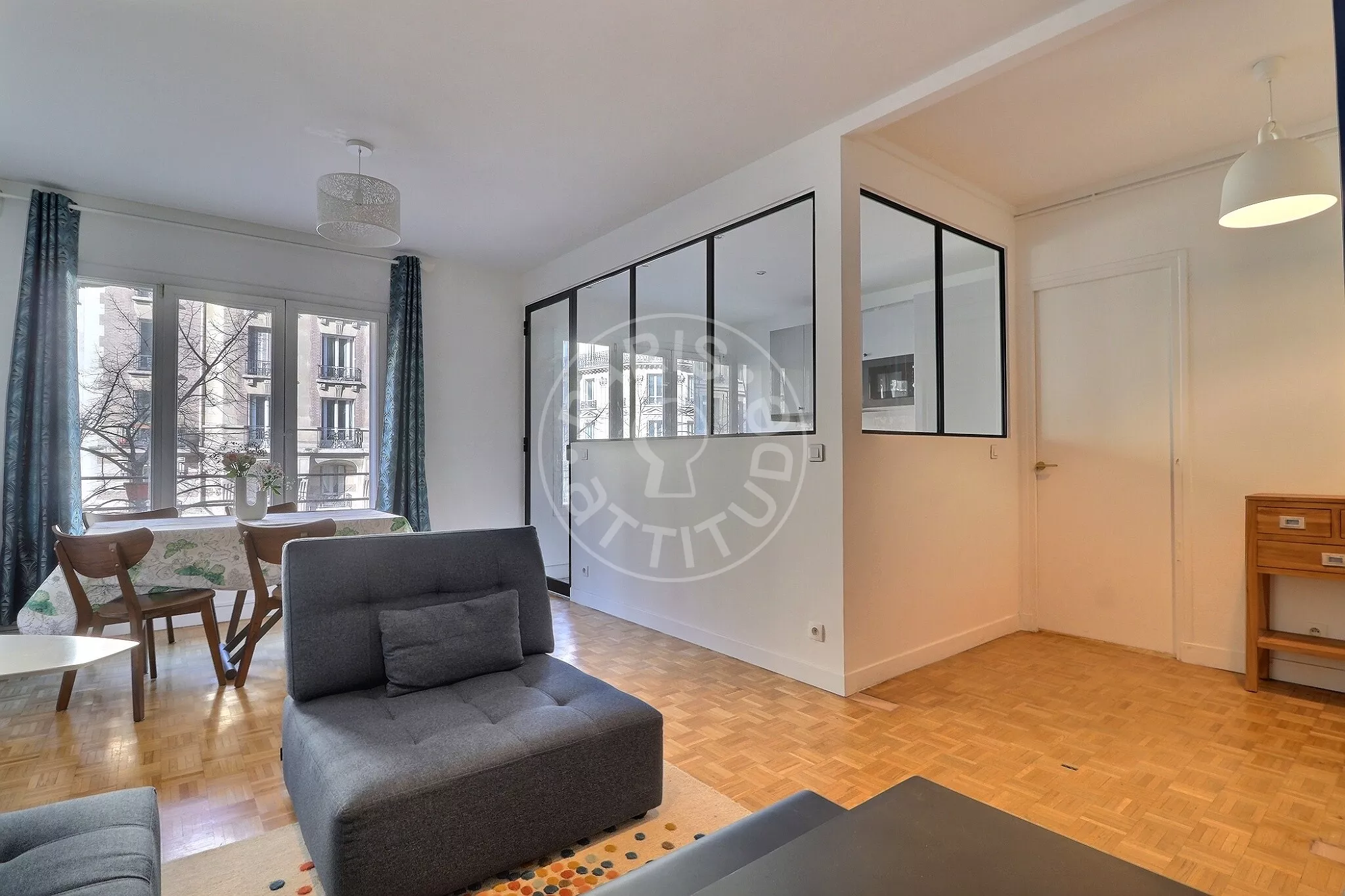 Flat Rue de Vaugirard in Paris