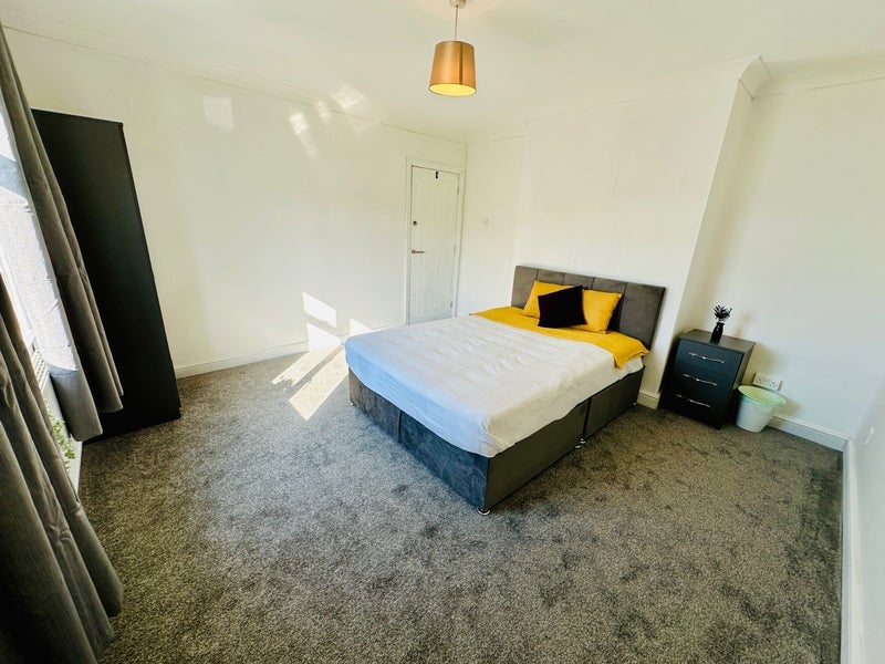 Room Hibbert Road in Mansfield Woodhouse