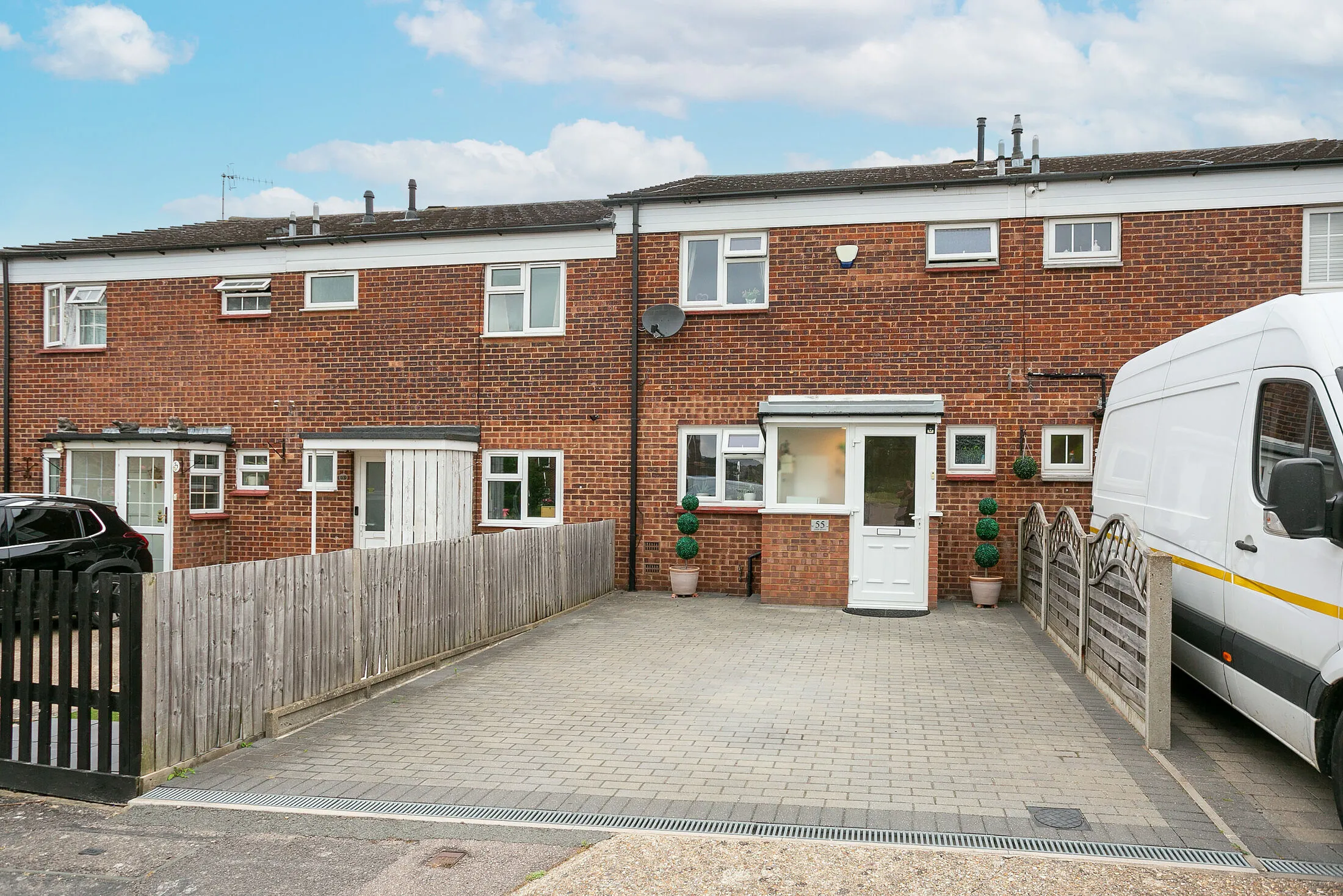 House Little Grove in Hertsmere