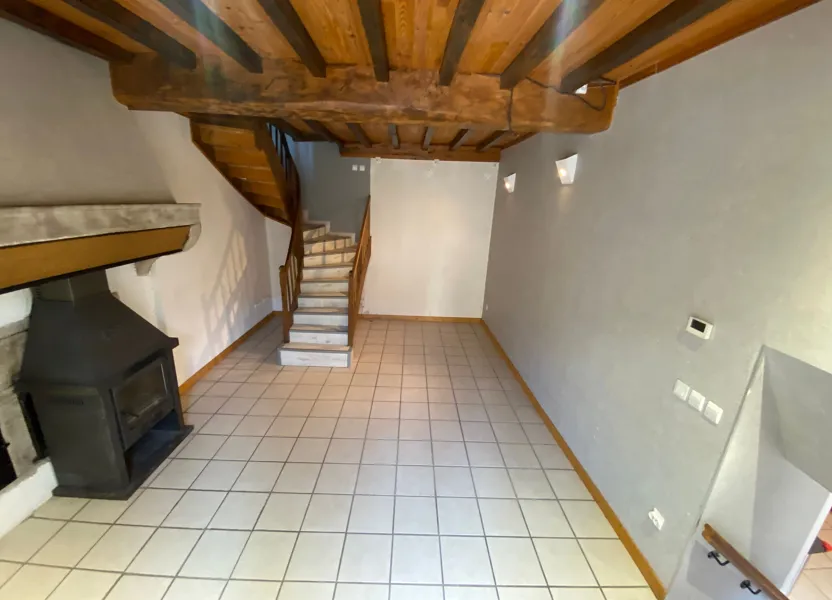 Maison Rue des Deux Fontaines à Villebois