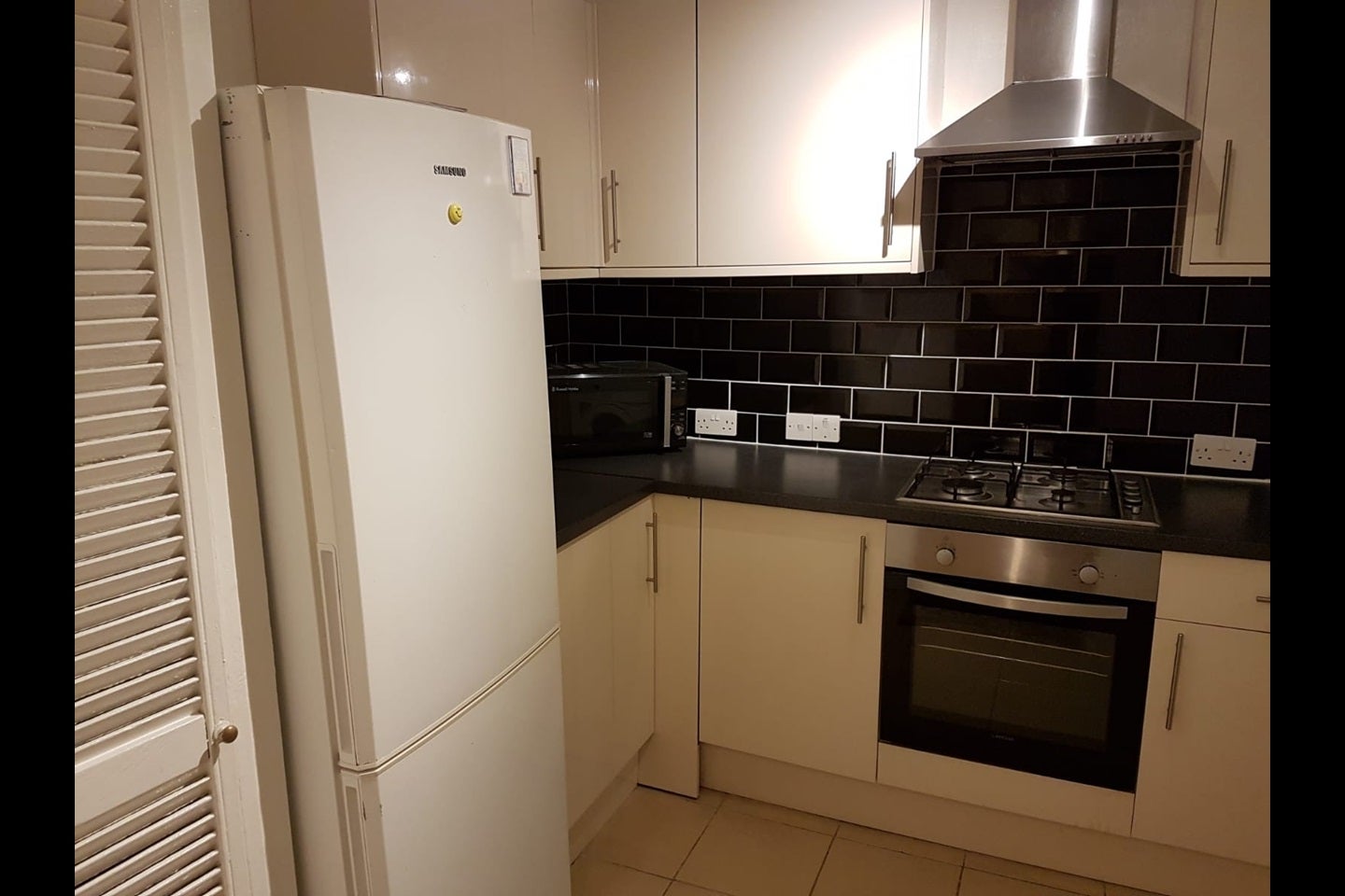 Flat Fenwick Place in Greater London