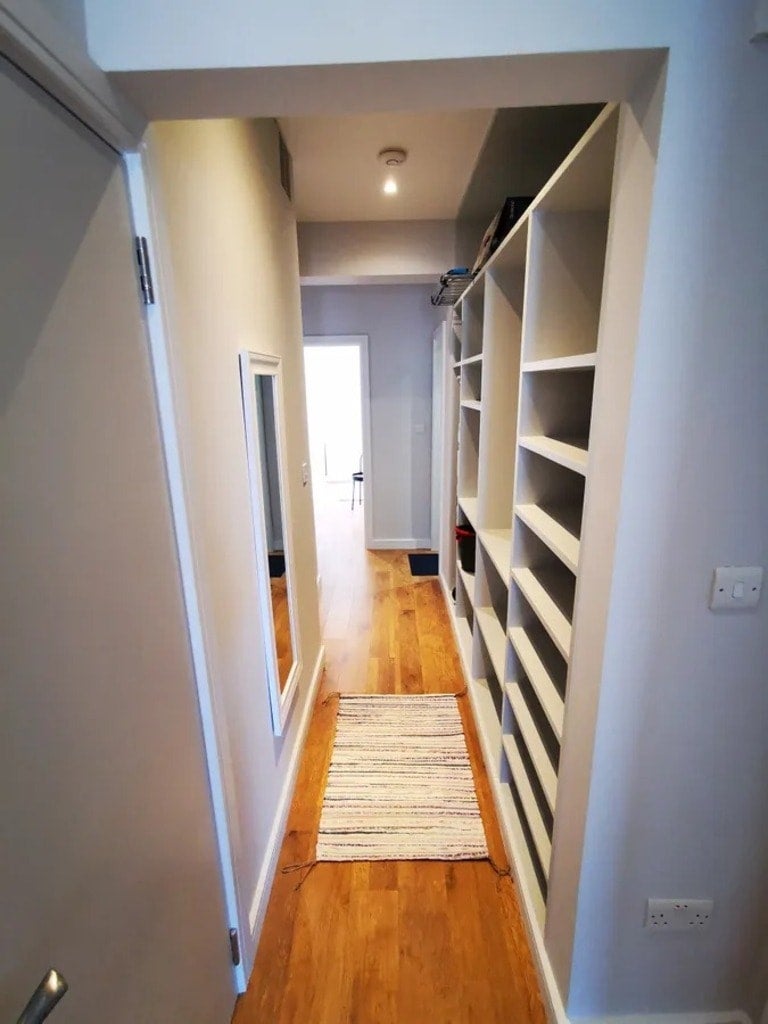 Room Downhills Way in Greater London