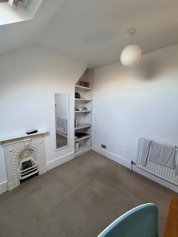 Room Felsham Road in Greater London