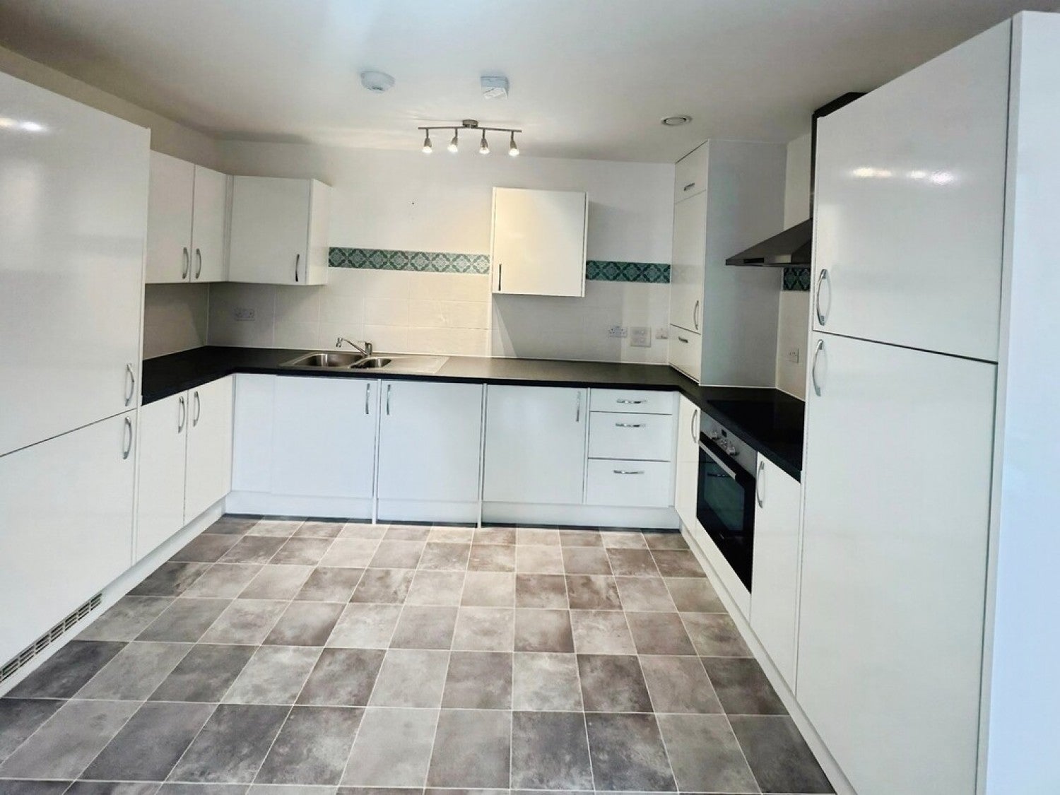 Flat New Dover Road in Canterbury
