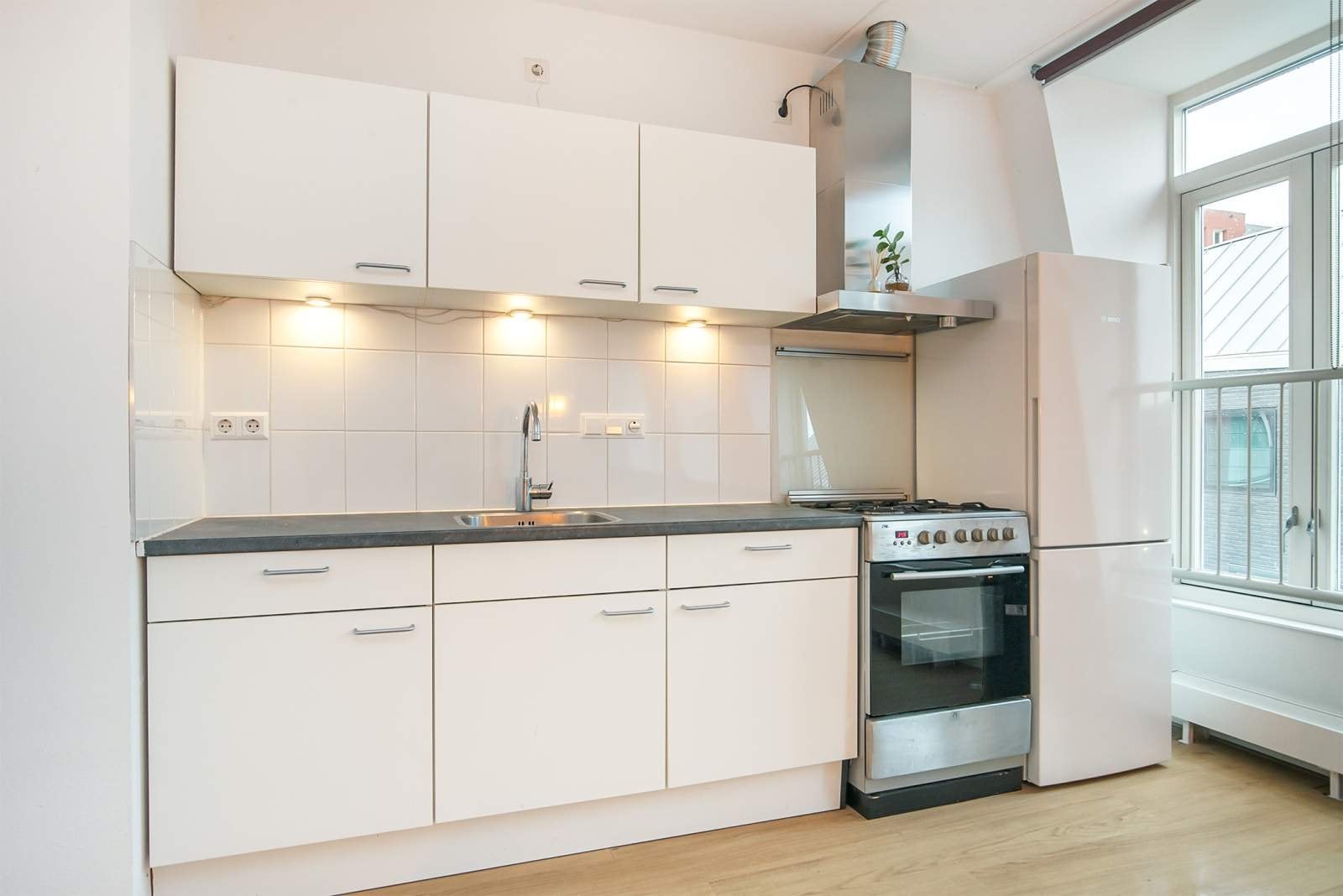 Appartement te huur: Zuiderstraat 35H, Haarlem
