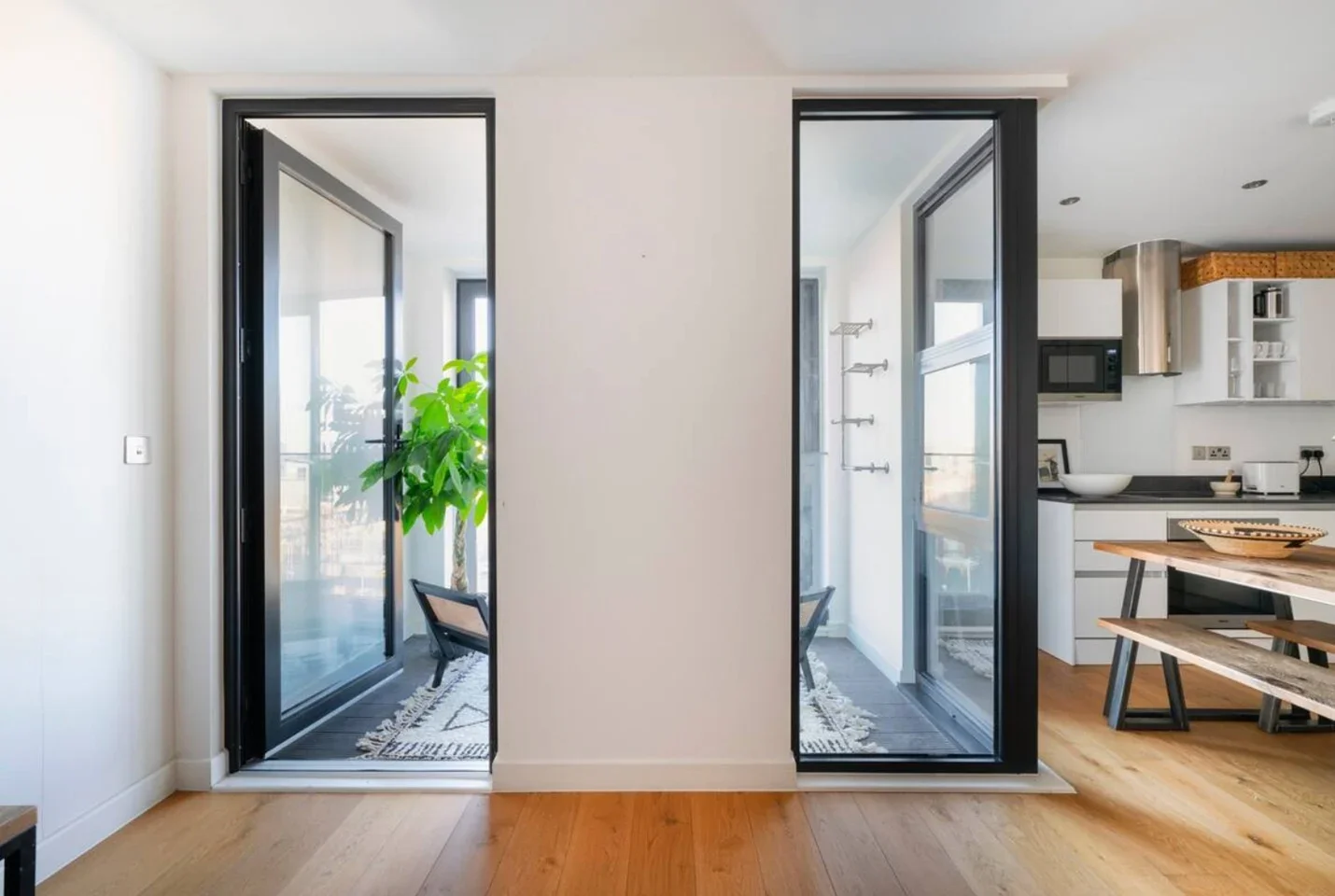 Flat Clare Street in Greater London
