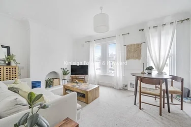 Flat Bexhill Road in Greater London