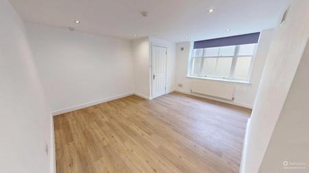 Flat York Road in Hove