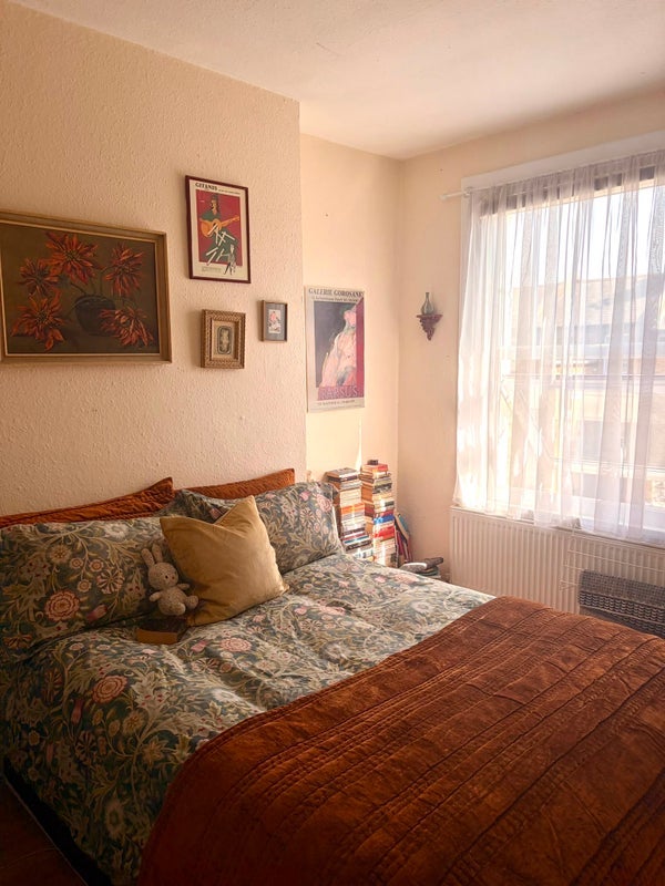 Room Bravington Road in City of Westminster