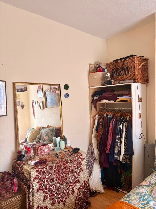 Room Bravington Road in City of Westminster