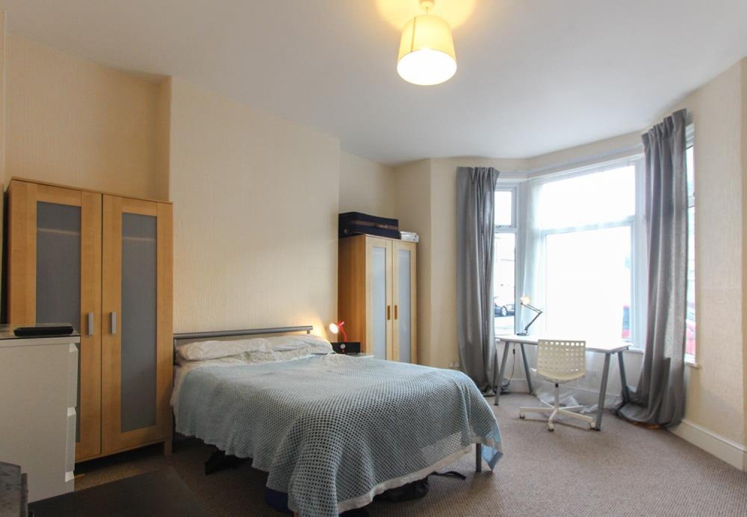 Flat Hazeldene Avenue in Cardiff