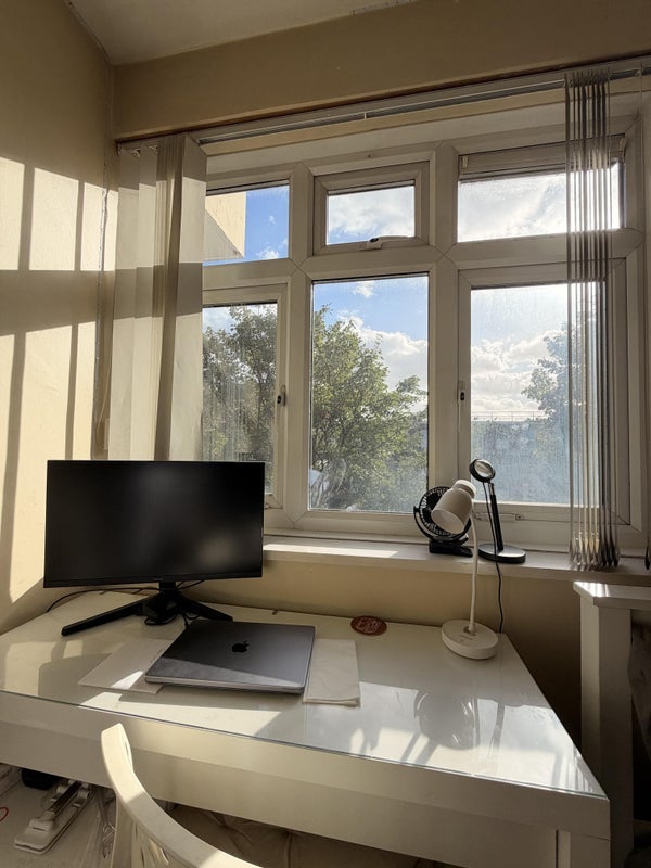 Room Solebay Street in Greater London
