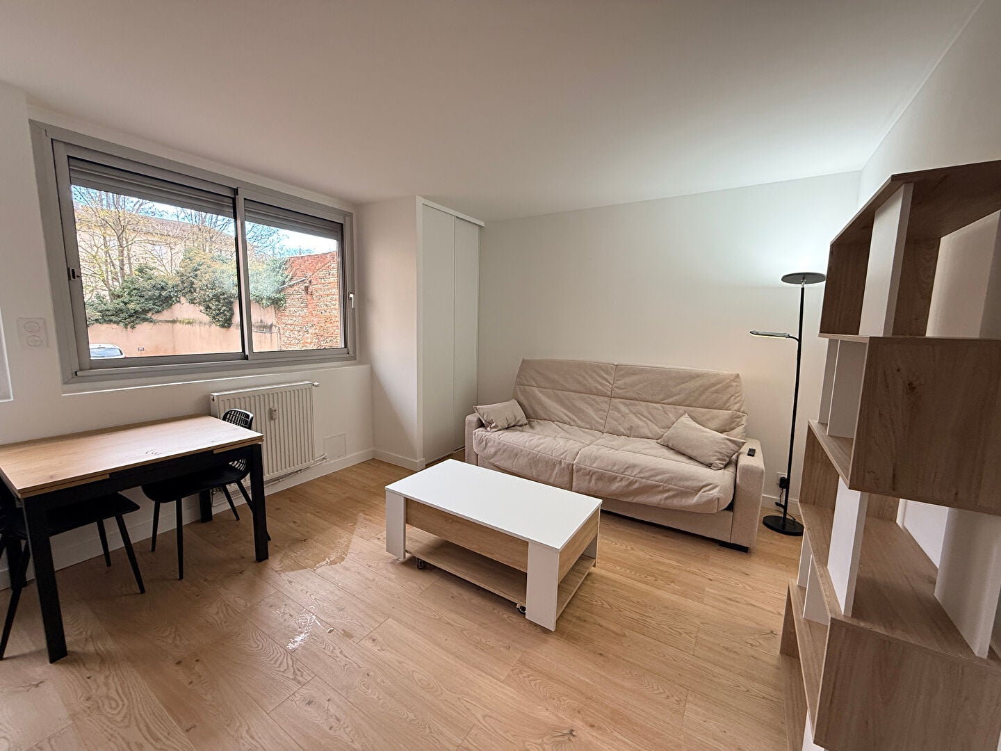 Flat Rue Lascrosses in Toulouse