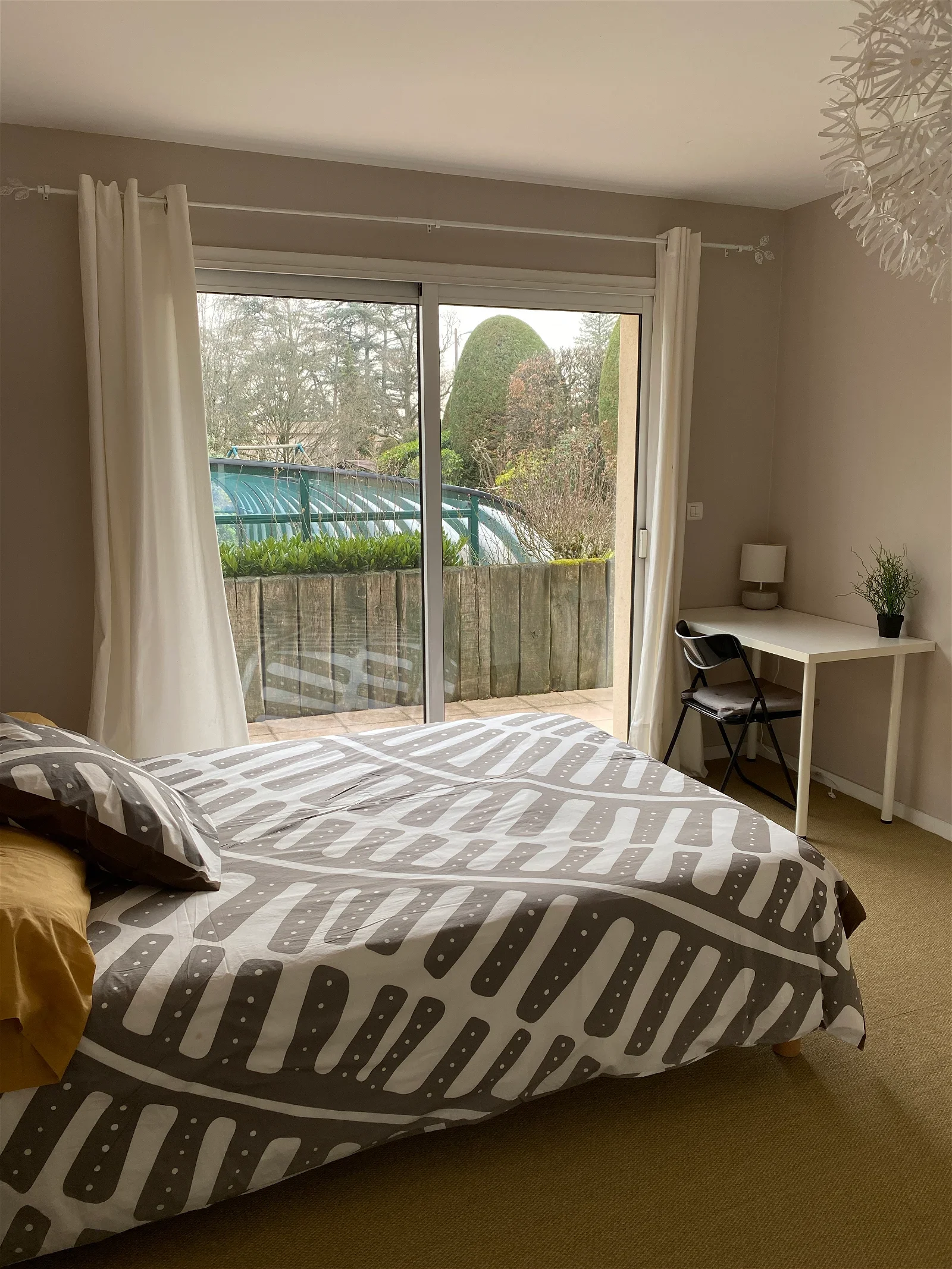 Room Chemin du Cantonniau in Brignais