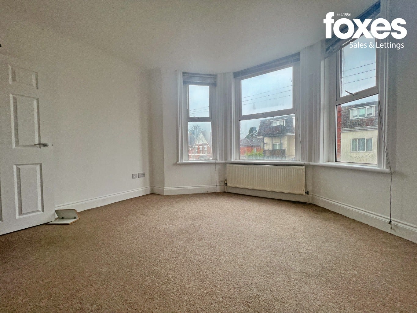 Flat Adeline Road in Bournemouth