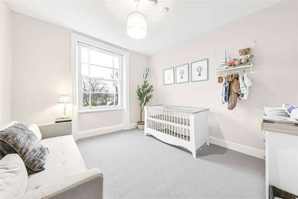 Flat Carlton Hill in City of Westminster