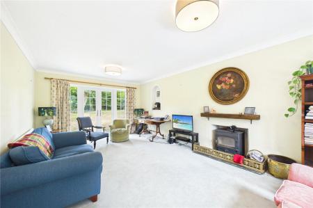 House Hollybush Lane in Basingstoke and Deane