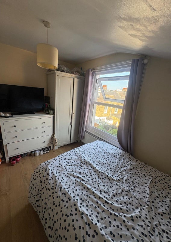 Room Gaskarth Road in Greater London