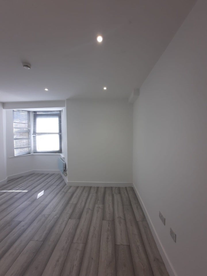 Room A1000 in Greater London
