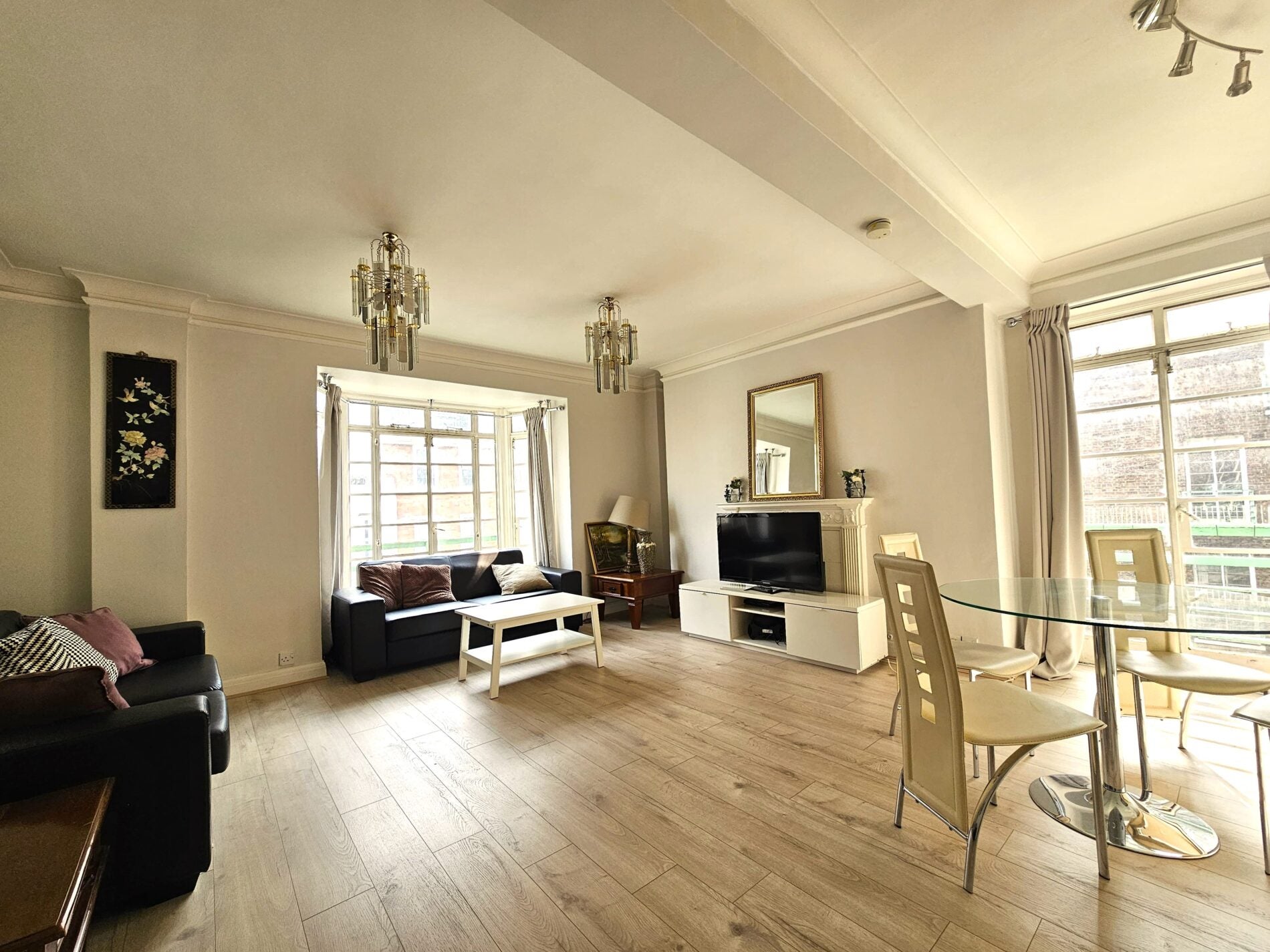 Flat Bickenhall Street in City of Westminster