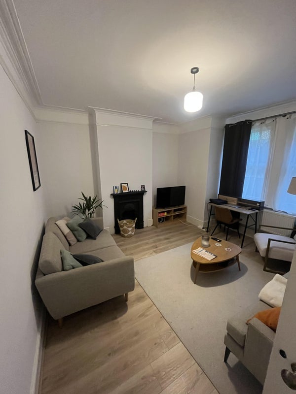 Room Franciscan Road in Greater London