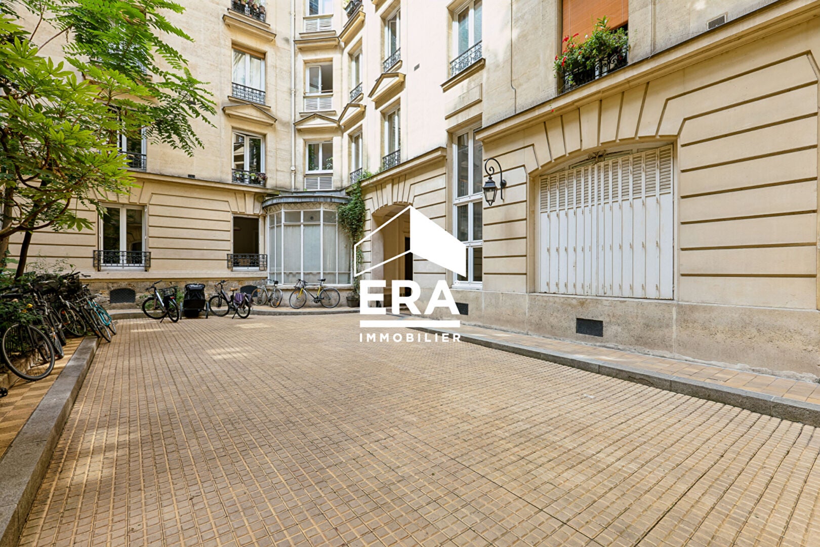 Appartement Rue Brochant à Paris