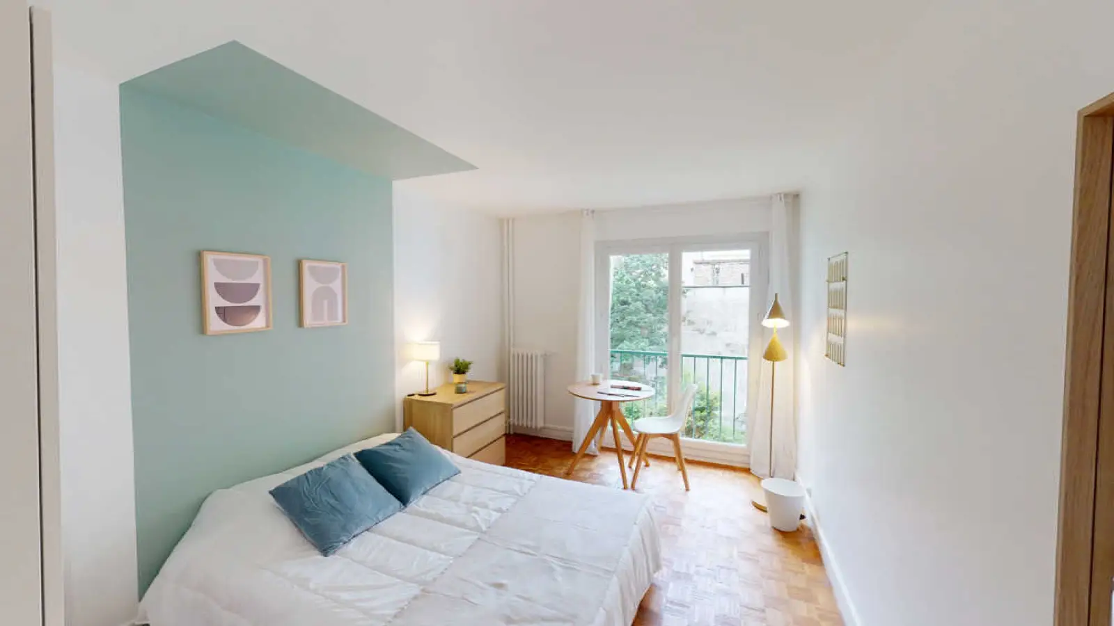 Flat Rue de Fécamp in Paris