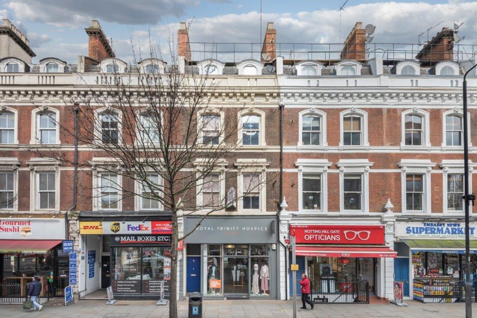 Flat Fellows Road in Greater London