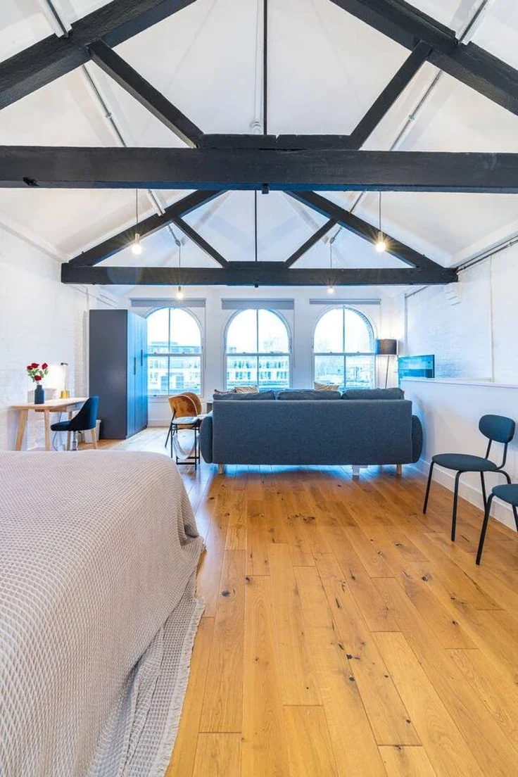Flat Farringdon Road in Greater London