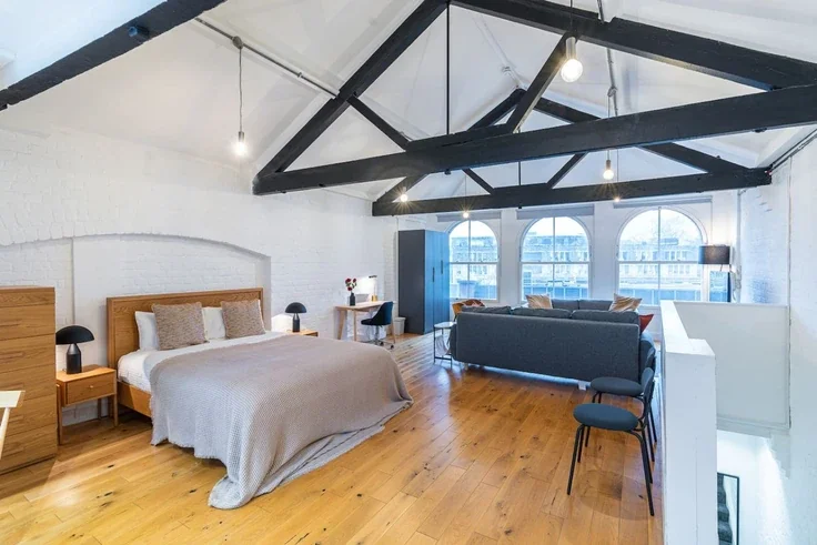 Flat Farringdon Road in Greater London