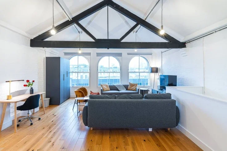Flat Farringdon Road in Greater London