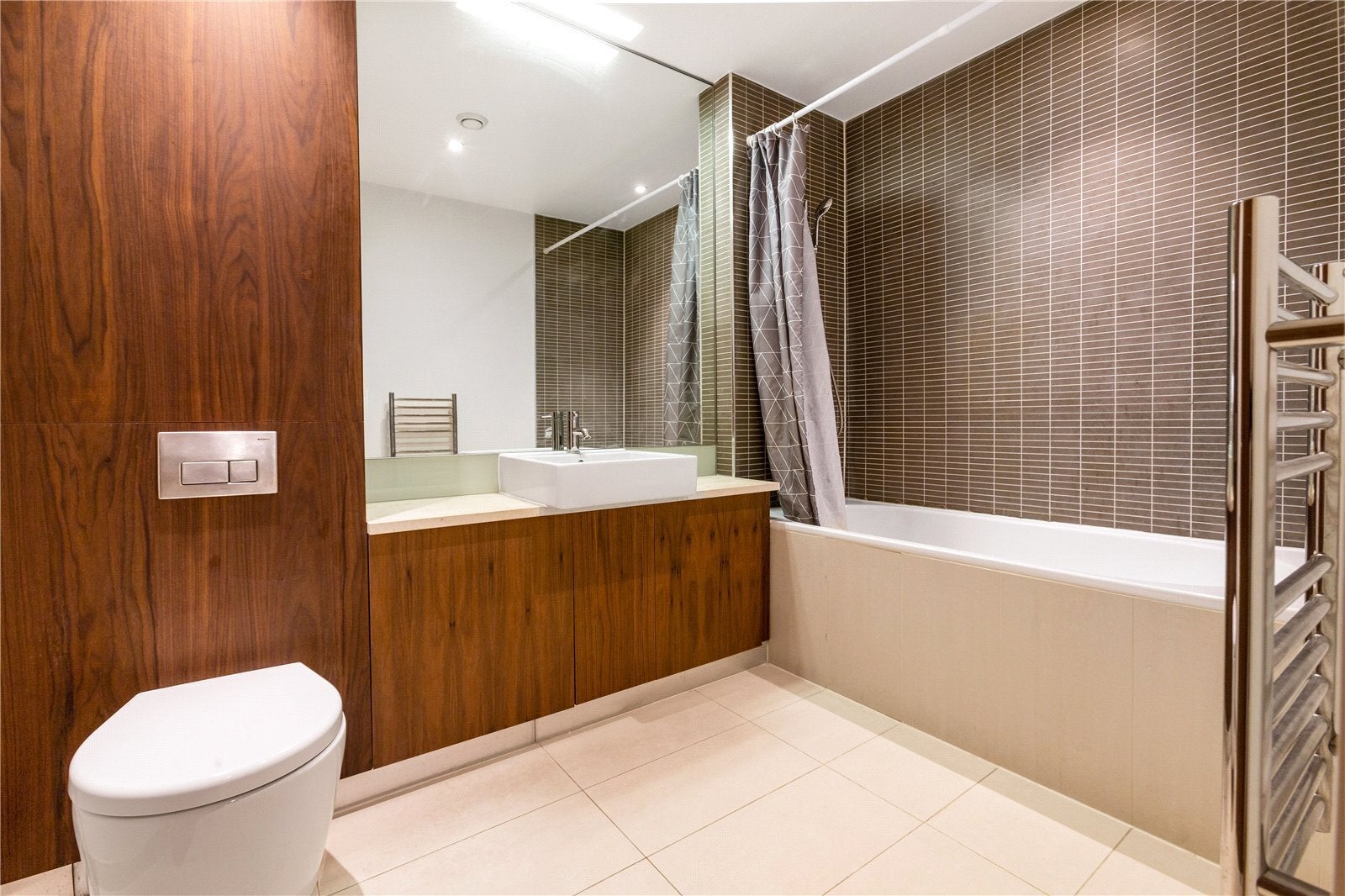 Flat Gillingham Street in City of Westminster