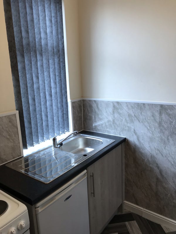 Room Grange Street in Dudley