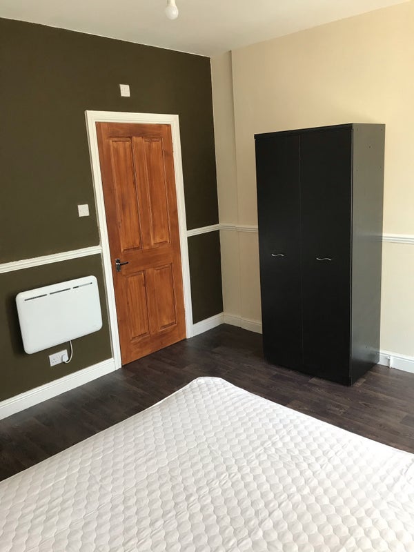 Room Grange Street in Dudley