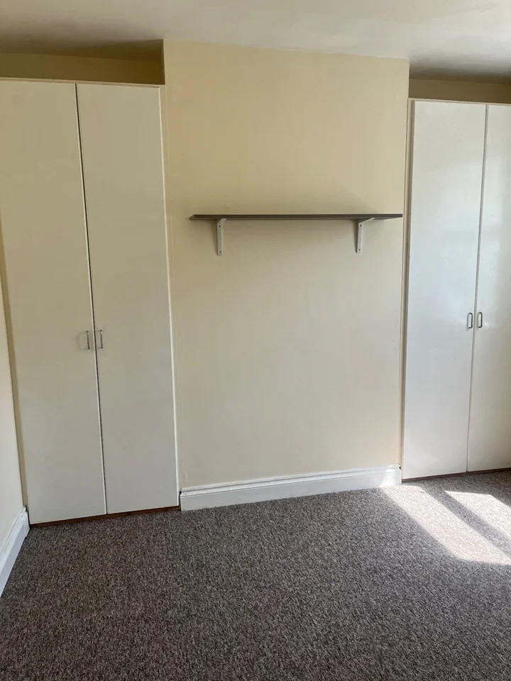 Flat Clarendon Road in Portslade by Sea