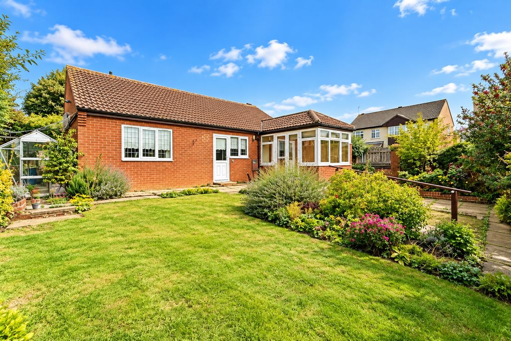 House Covill Close in South Kesteven