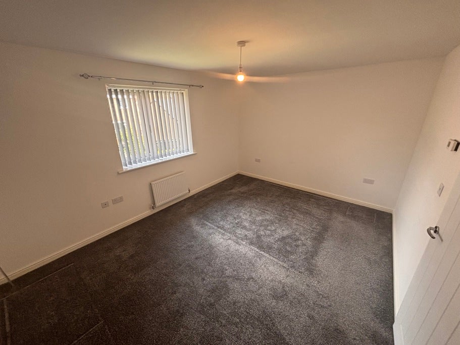 House Carmelite Close in Brompton