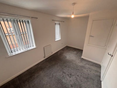 House Carmelite Close in Brompton