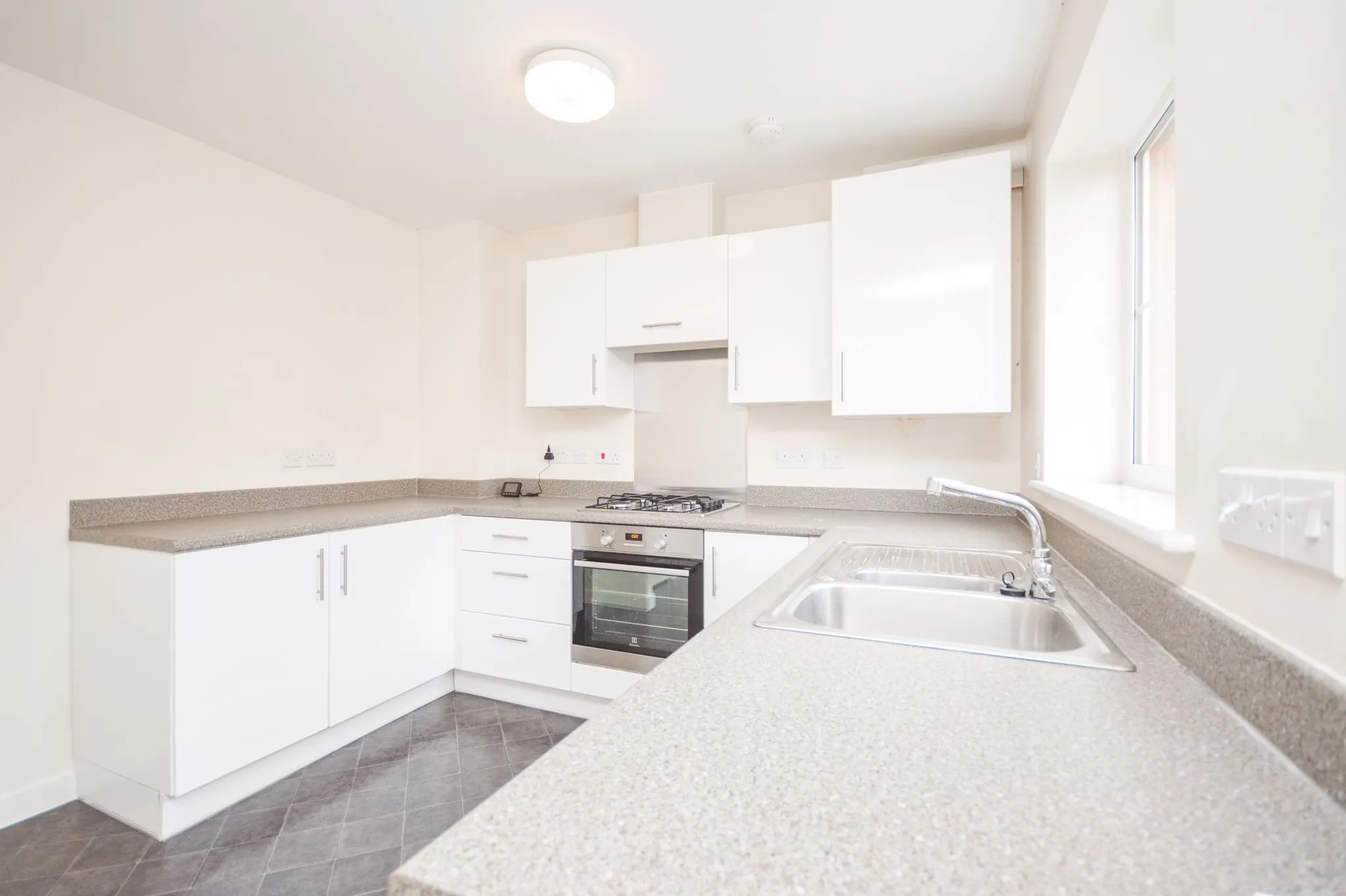 Flat Cooper Row in Broadland