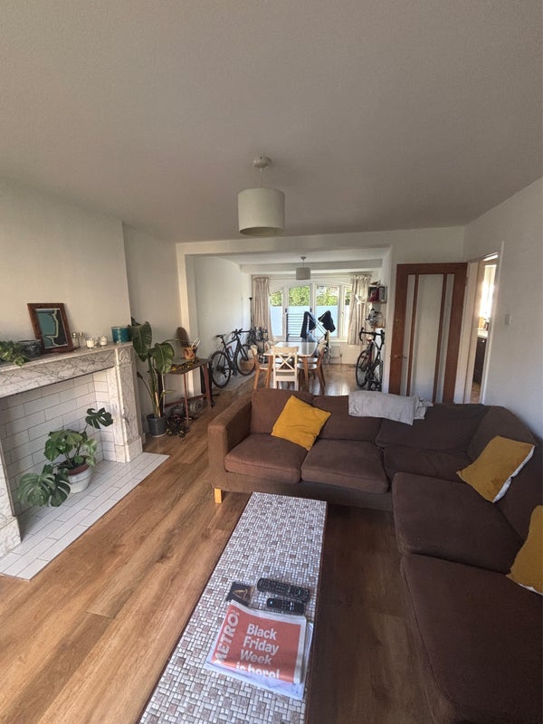 Room Langford Green in Greater London