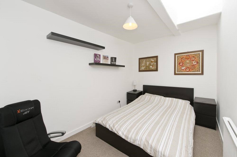 Room Old Brompton Road in Greater London
