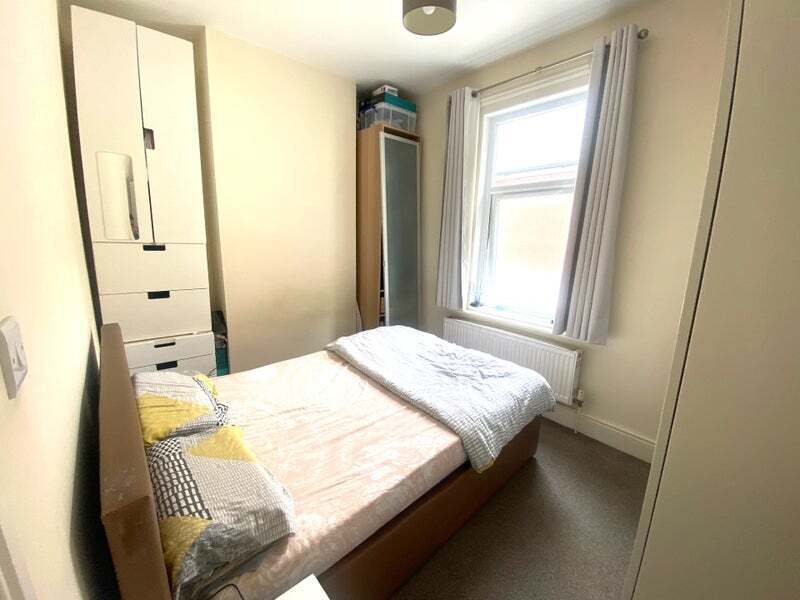 Flat Elm Grove in Portsmouth
